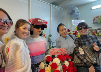 HỒNG NI – HỒNG LOAN – BÙM BUM … Đến chúc Mừng Linh Tý – Bích Trâm Khai Trương